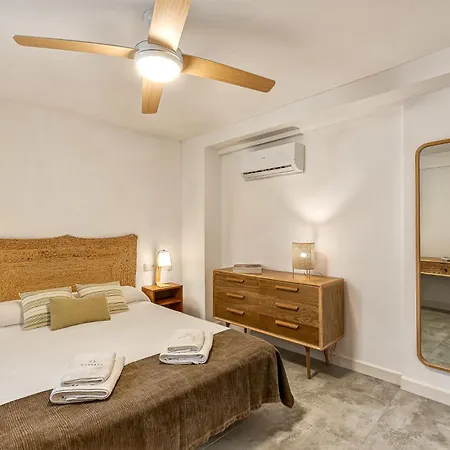 Lovely House In Peaceful Courtyard شقة بينالماذينا
