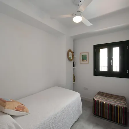 Lovely House In Peaceful Courtyard Apartment